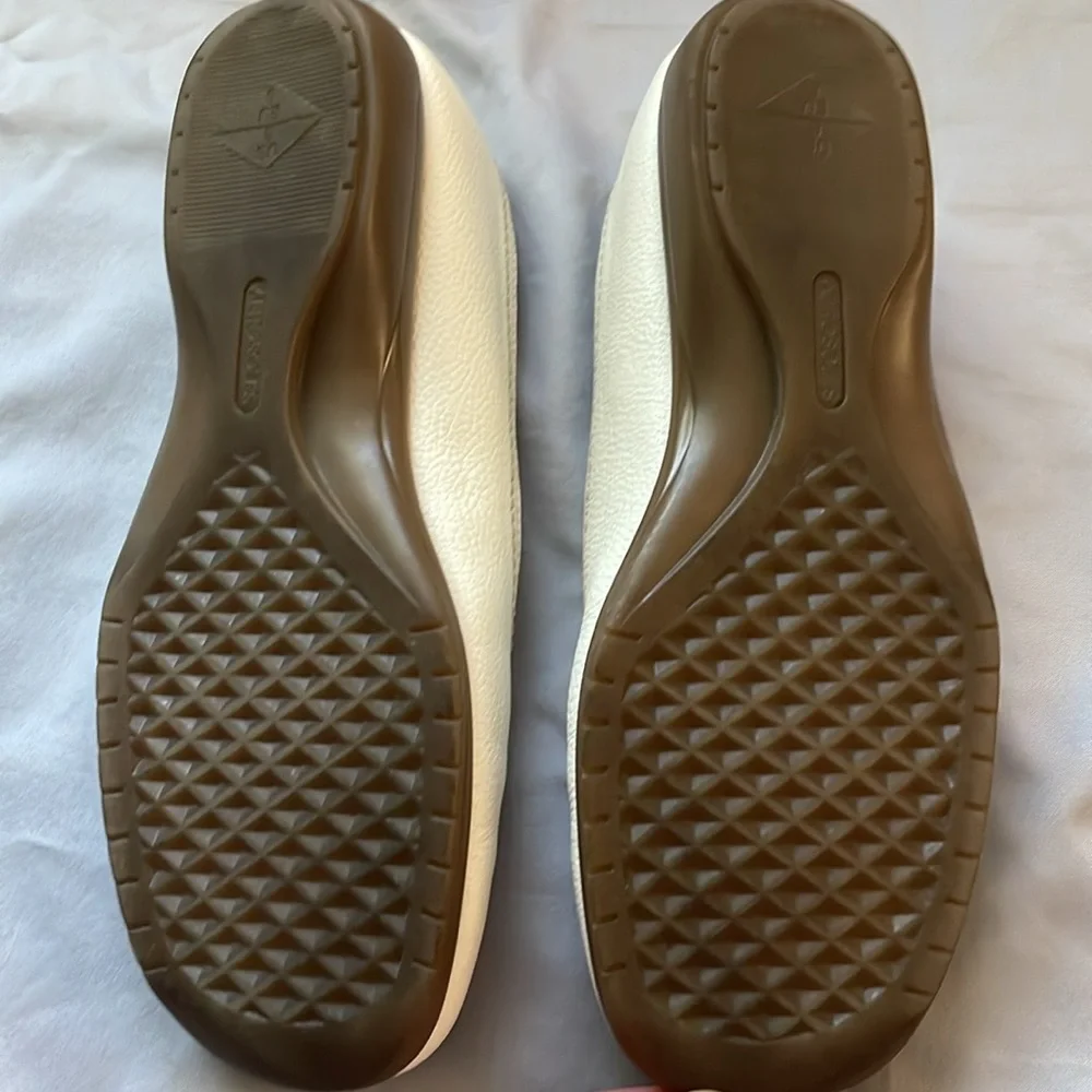 Aerosoles Richmond white womens shoes | size 8M - Picture 3 of 8
